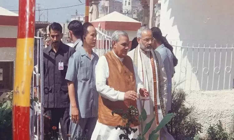प्रधानमंत्री मोदी ने सोमनाथ मंदिर की ऐतिहासिक यात्रा को किया याद