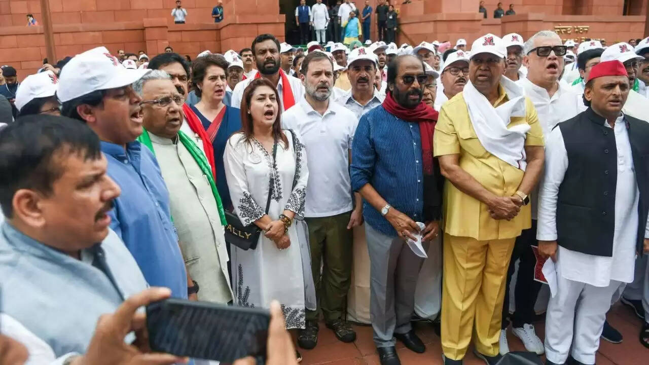 उपराष्ट्रपति पद के लिए विपक्षी दलों की बैठक: क्या होगा नया उम्मीदवार?
