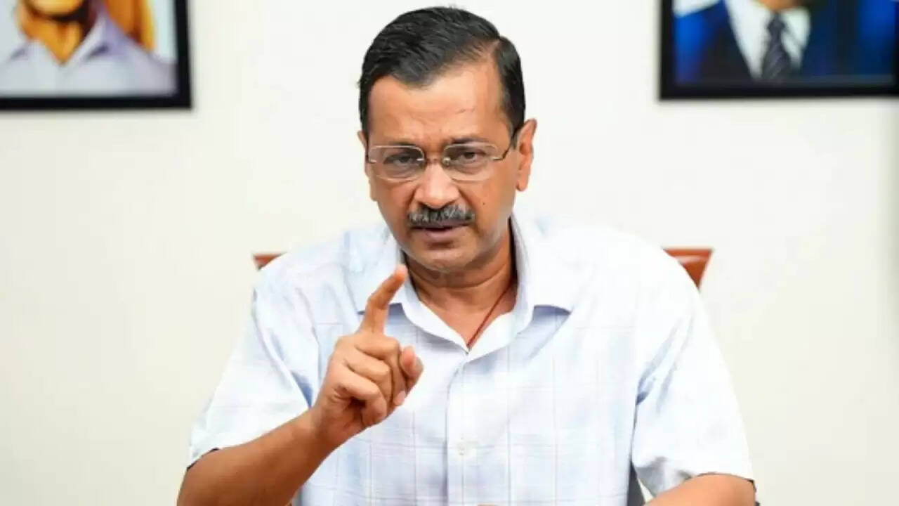 दिल्ली में SSC परीक्षा के खिलाफ छात्रों का प्रदर्शन: पुलिस की बर्बरता पर उठे सवाल