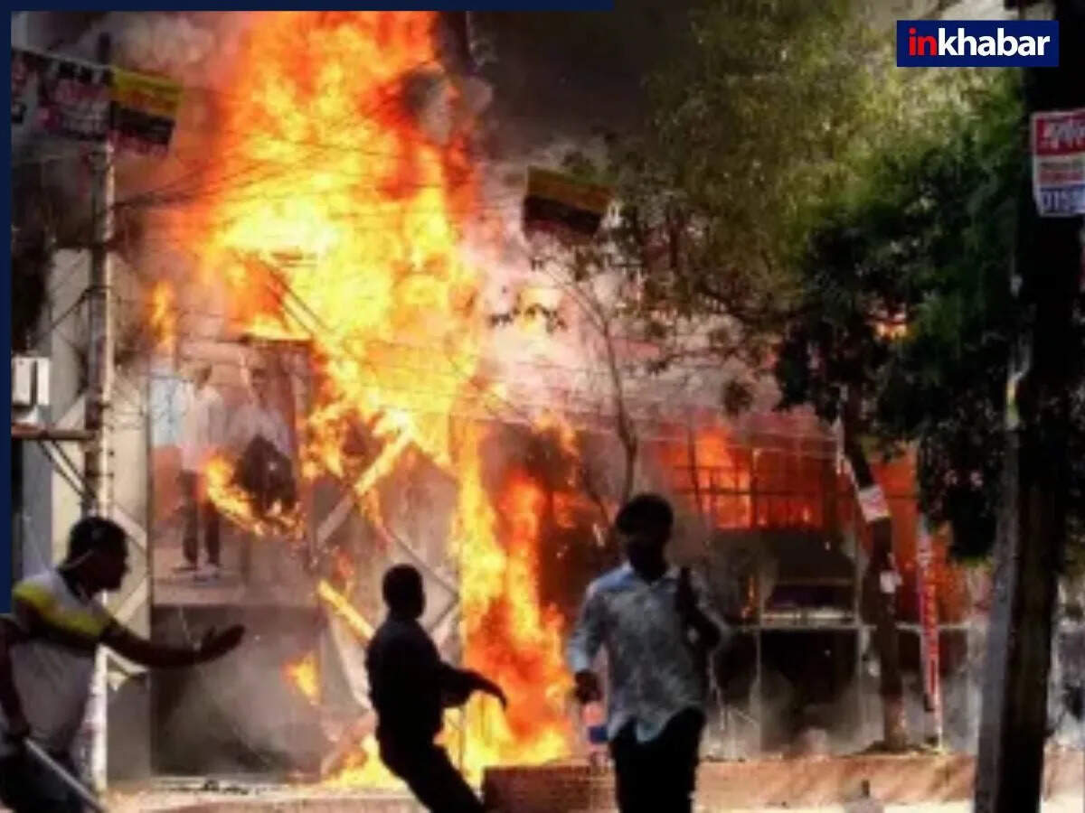 बांग्लादेश में हिंदुओं पर कट्टरपंथियों का हमला: 22 घरों में तोड़फोड़