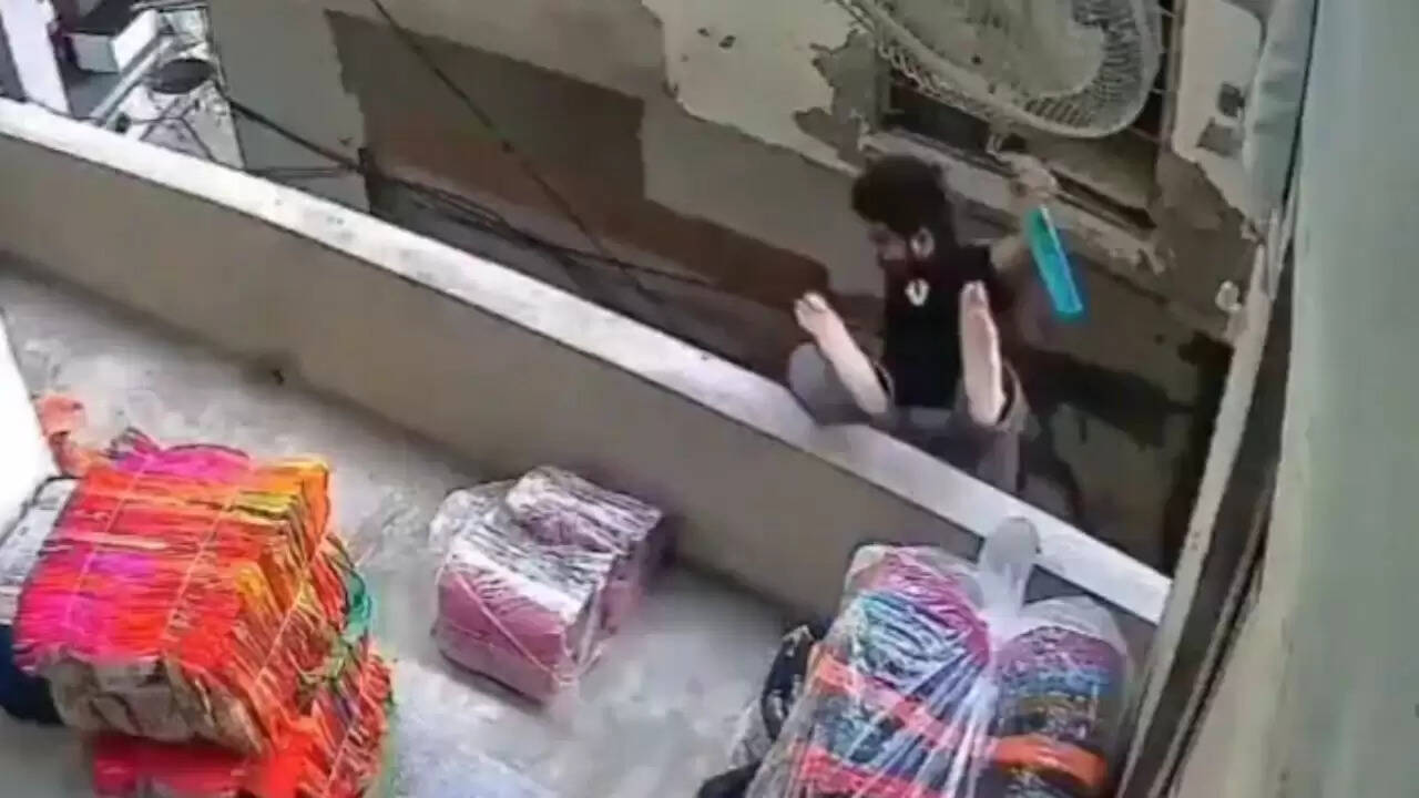 जोधपुर में युवक की बालकनी से गिरने की घटना: जानिए क्या हुआ?