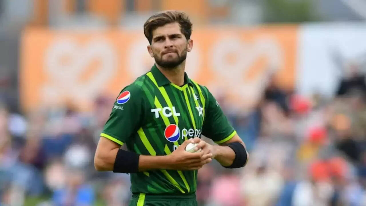 पाकिस्तान और श्रीलंका वनडे सीरीज में संकट: ICC ने लगाया जुर्माना, खिलाड़ियों की सुरक्षा पर सवाल