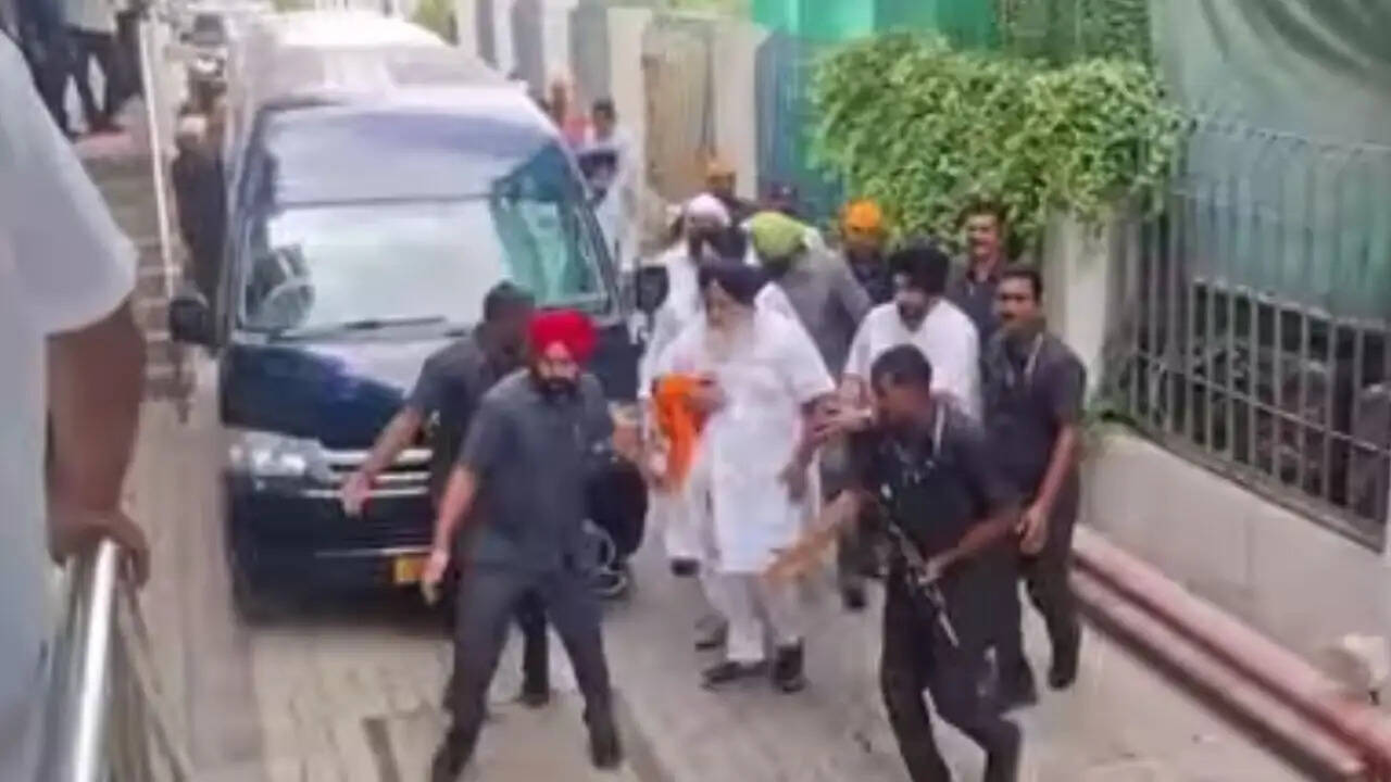 सुखबीर सिंह बादल पर नांदेड में हुआ धारदार हथियार से हमला