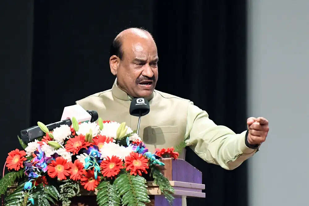 लोकसभा अध्यक्ष ने समितियों में नए अध्यक्षों की नियुक्ति की