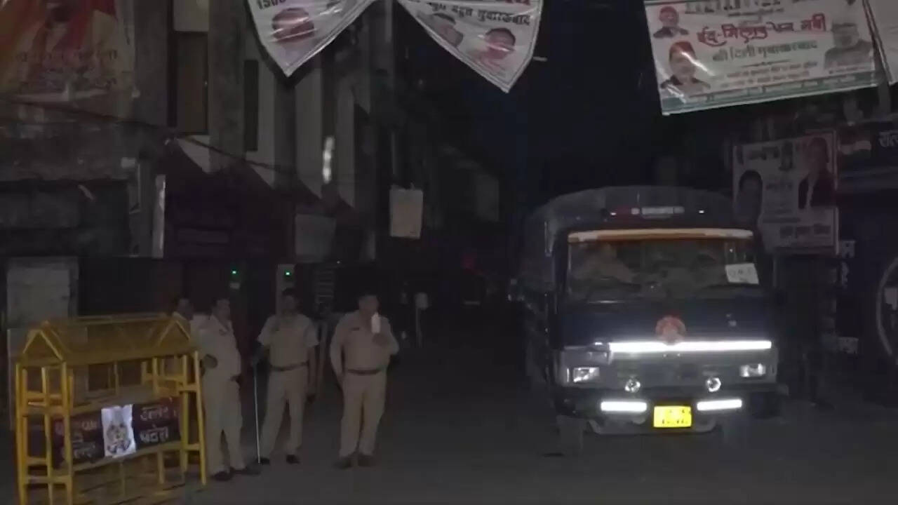 बरेली में 'आई लव मुहम्मद' विवाद: हिंसा और गिरफ्तारी की घटनाएँ