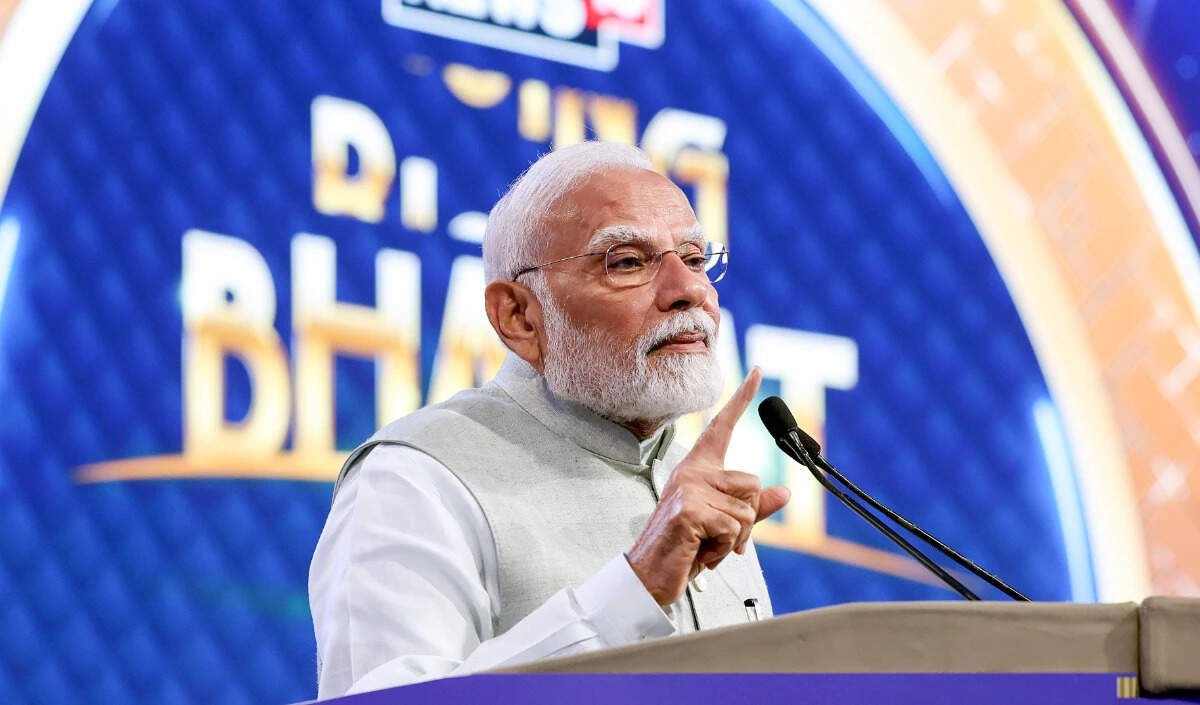 प्रधानमंत्री मोदी ने कांग्रेस पर लगाया कर की लूट का आरोप