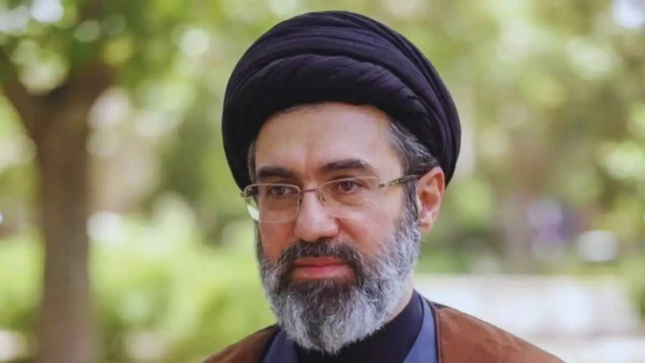 ईरान के नए नेता मोजतबा खामेनेई की रहस्यमयी अनुपस्थिति: क्या है सच?