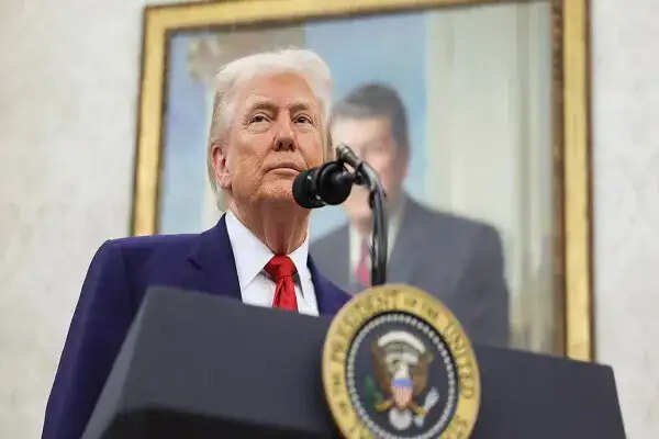 ट्रम्प ने सुरक्षा चिंताओं के बीच जताई चिंता, कहा 'मुझे नहीं पता मैं कब तक जिंदा रहूंगा'