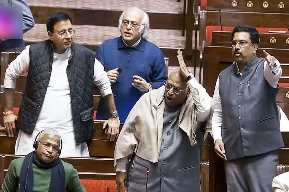 कांग्रेस का मनरेगा के खिलाफ जी राम जी बिल पर विरोध