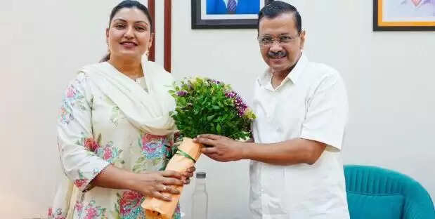 पंजाब में आम आदमी पार्टी को बड़ा झटका, विधायक अनमोल गगन मान ने दिया इस्तीफा