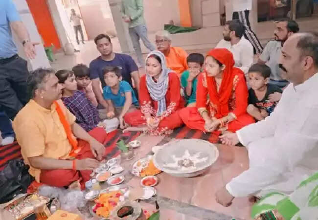 गाजियाबाद में मुस्लिम महिलाओं ने स्वेच्छा से अपनाया हिंदू धर्म