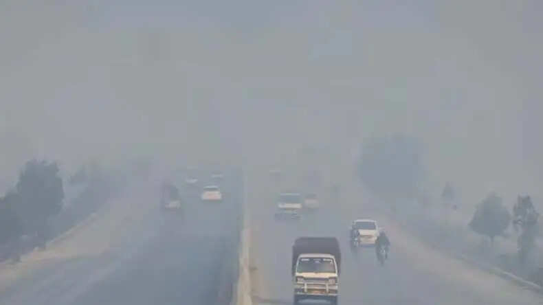 भारत दुनिया का छठा सबसे प्रदूषित देश, पाकिस्तान पहले स्थान पर