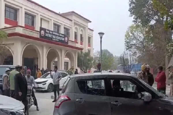 फिरोजपुर जिला कोर्ट में बम की सूचना से मचा हड़कंप, पुलिस ने किया परिसर खाली