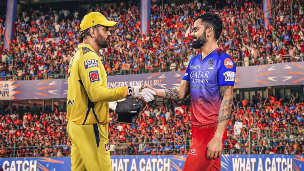 RCB और CSK के बीच आज होगा रोमांचक मुकाबला: जानें पिच और टीमों की स्थिति
