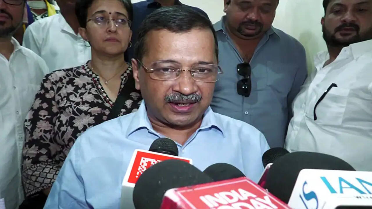 गोवा में नई राजनीतिक गठबंधन की संभावनाएं: केजरीवाल का कदम