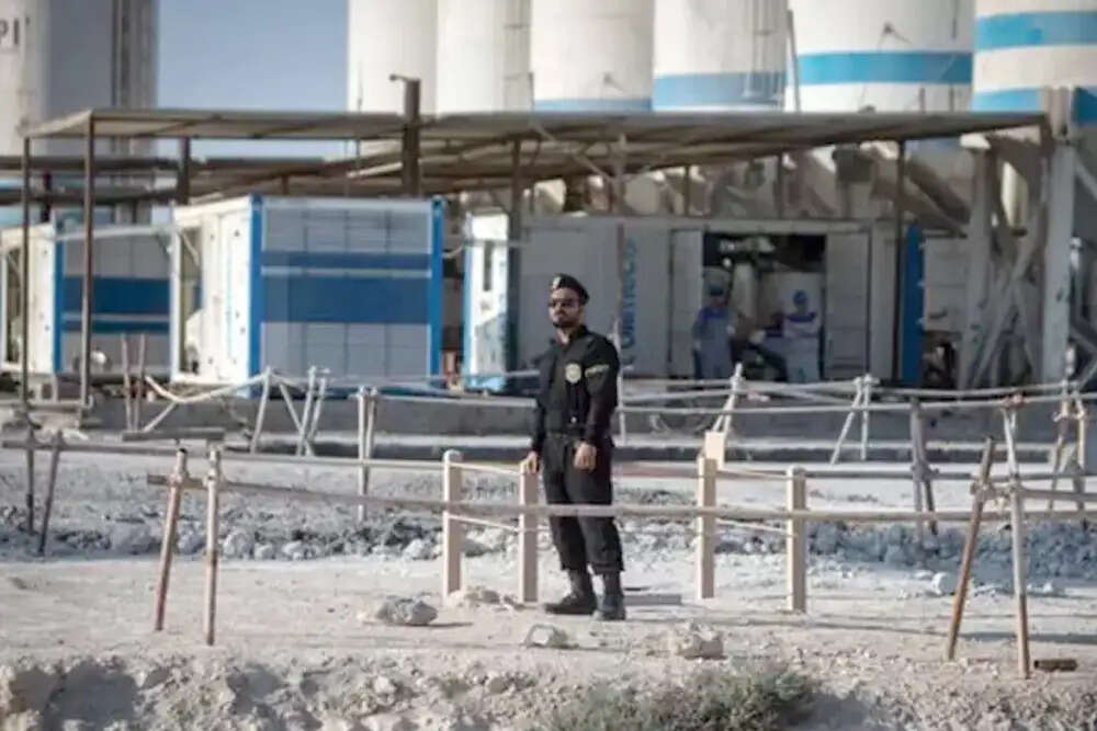 ईरान की चेतावनी: अमेरिकी हमले पर होगा कड़ा जवाब