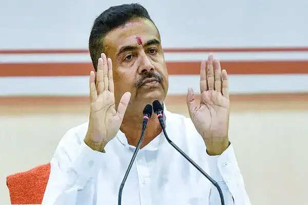 पश्चिम बंगाल में वंदे मातरम् के अनिवार्य गायन पर विवाद