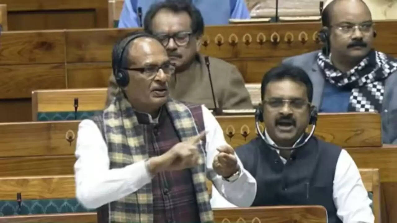 क्या है मनरेगा का नया नामकरण? शिवराज सिंह चौहान ने विपक्ष पर साधा निशाना