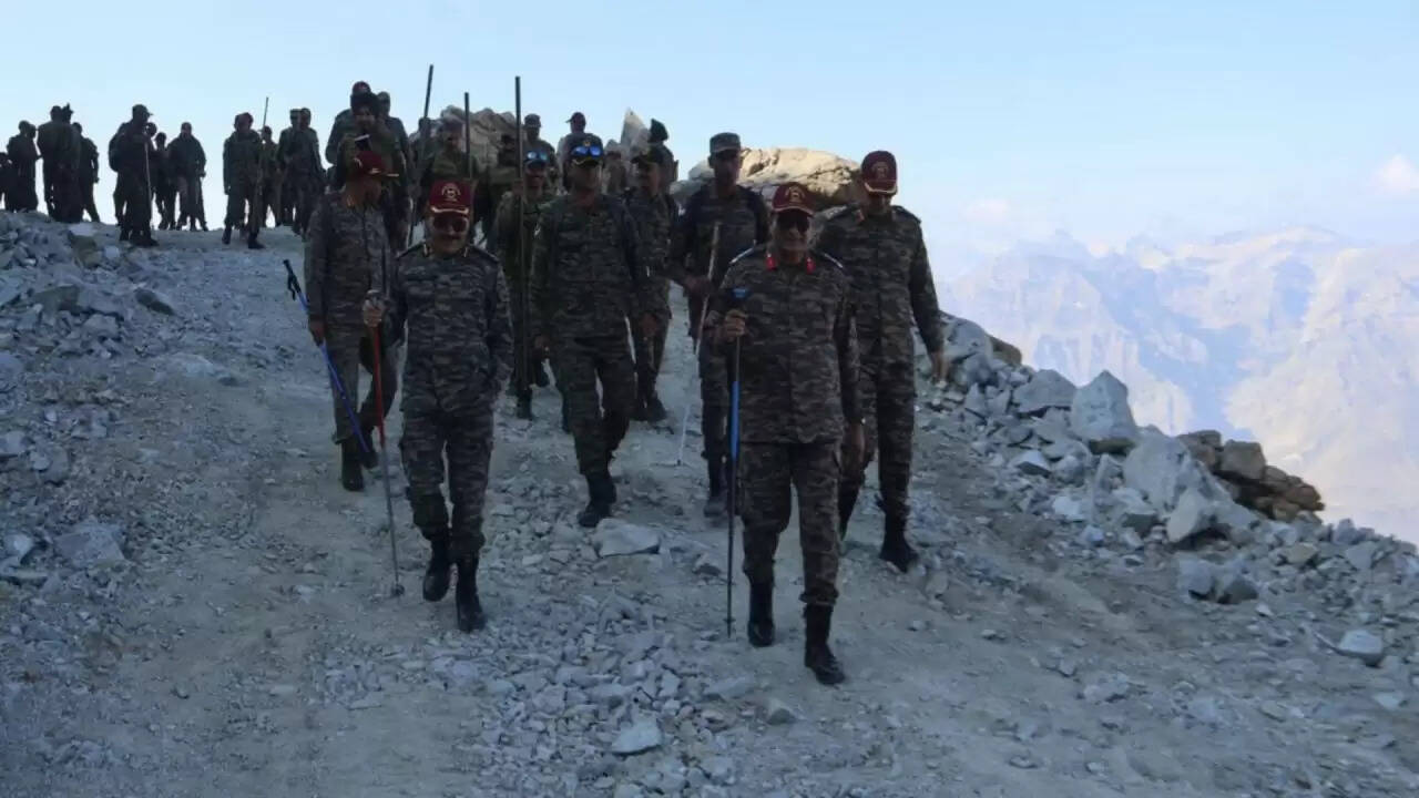 कारगिल युद्ध की 26वीं वर्षगांठ: गन हिल पर भारतीय सेना का विशेष स्मरण अभियान