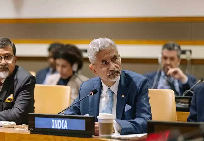 ब्रिक्स विदेश मंत्रियों की बैठक में आतंकवाद पर कड़ा रुख अपनाया गया
