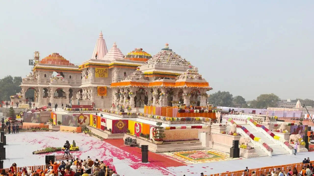 राम मंदिर चढ़ावे में गड़बड़ी: SIT की जांच में नए खुलासे और राजनीतिक प्रतिक्रियाएं