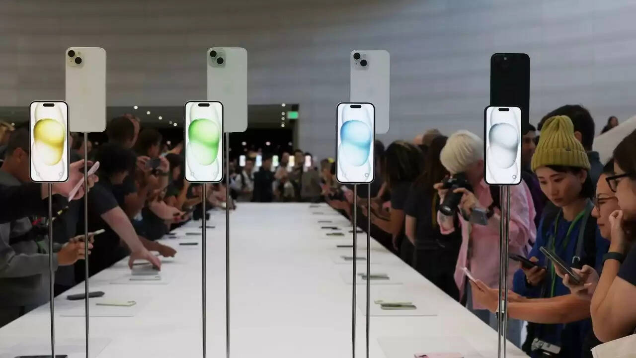 Apple का भव्य लॉन्च इवेंट: iPhone 17 और नई स्मार्टवॉचेज का अनावरण