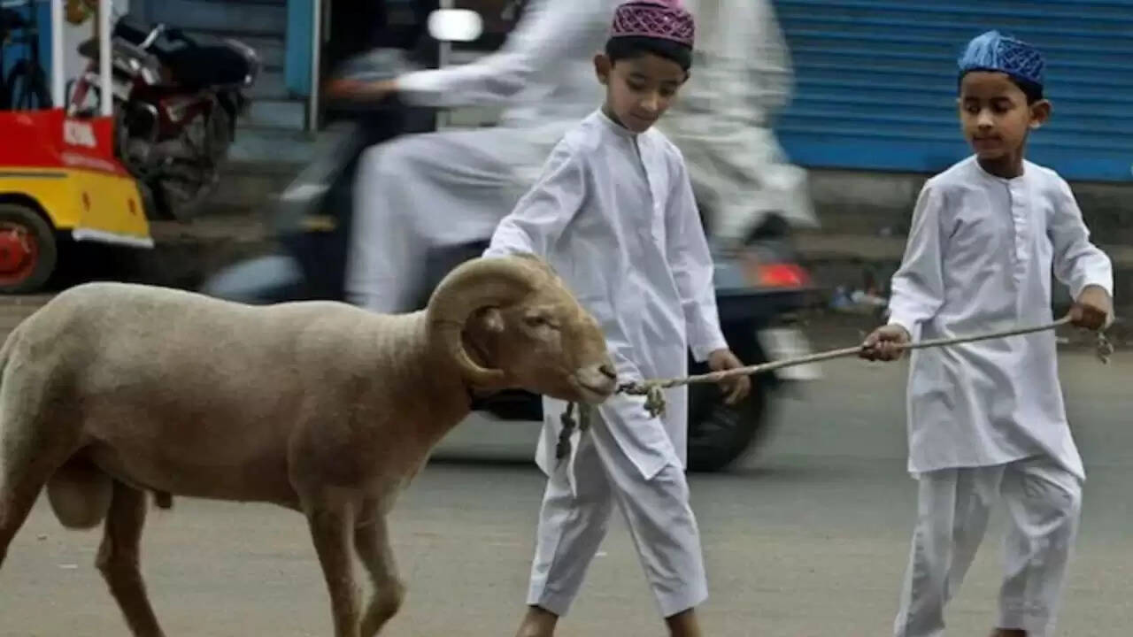 बकरीद: त्याग और भक्ति का पर्व, जानें इसकी विशेषताएँ