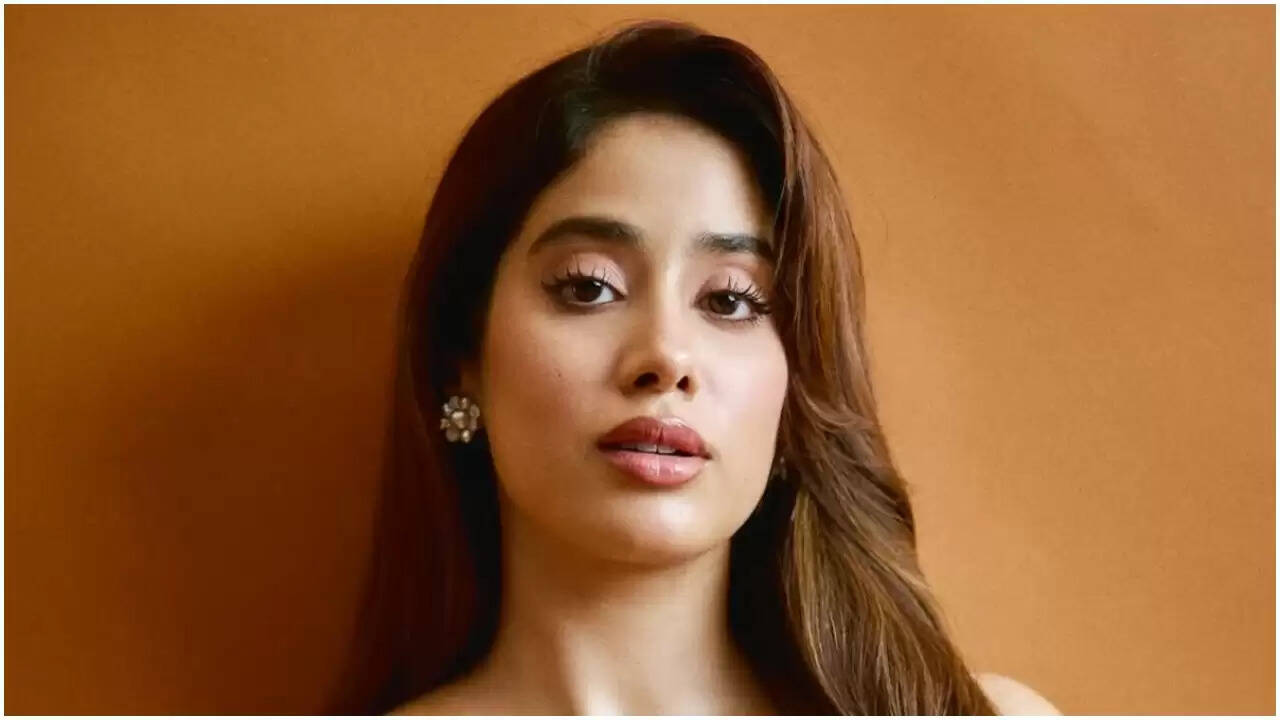 जान्हवी कपूर ने बांग्लादेश में लिंचिंग पर जताई चिंता