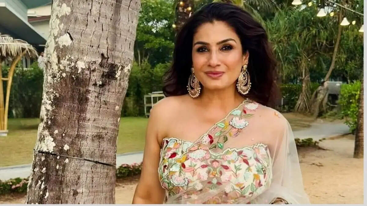रवीना टंडन के घर से 25 लाख की चोरी: भरोसेमंद महिला पर आरोप