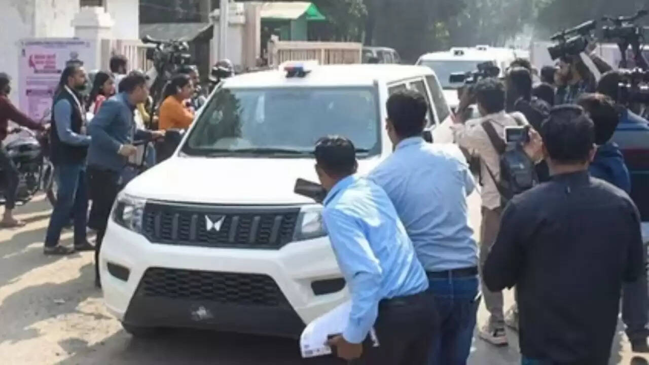 Al-Falah University पर गंभीर आरोप: दिल्ली पुलिस ने दर्ज की दो FIRs