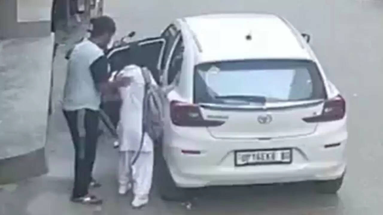 नोएडा में छात्रा का दिनदहाड़े अपहरण, पुलिस ने त्वरित कार्रवाई से बचाई जान