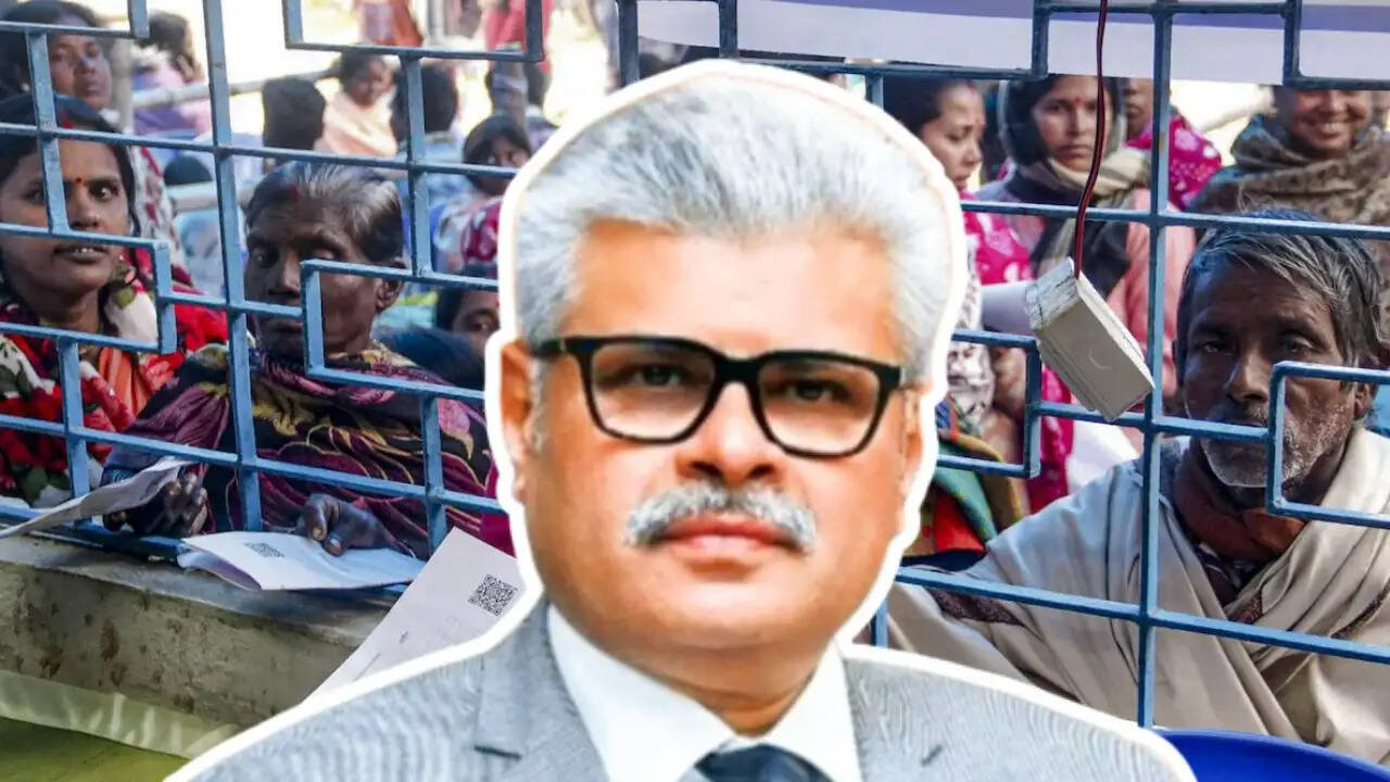पश्चिम बंगाल में चुनावी प्रक्रिया पर सवाल: टीएस शिवगणनम का इस्तीफा और वोटर लिस्ट में बदलाव