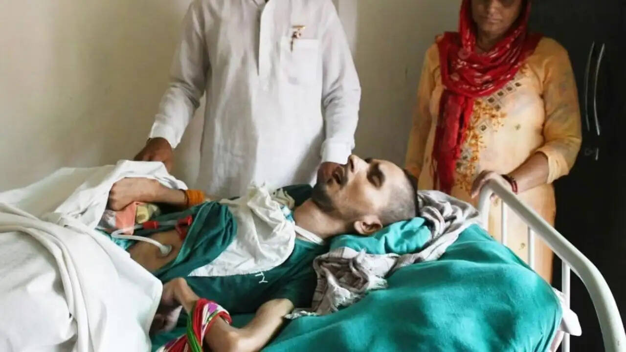 गाजियाबाद के हरीश राणा: 13 साल बाद मिली इच्छामृत्यु की अनुमति, भावुक वीडियो वायरल