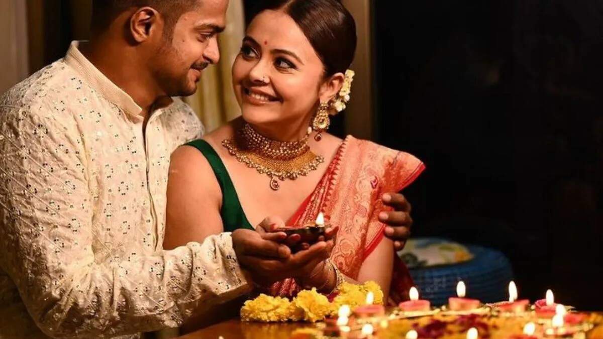 करवा चौथ 2025: चंद्रमा के दर्शन और पूजा विधि