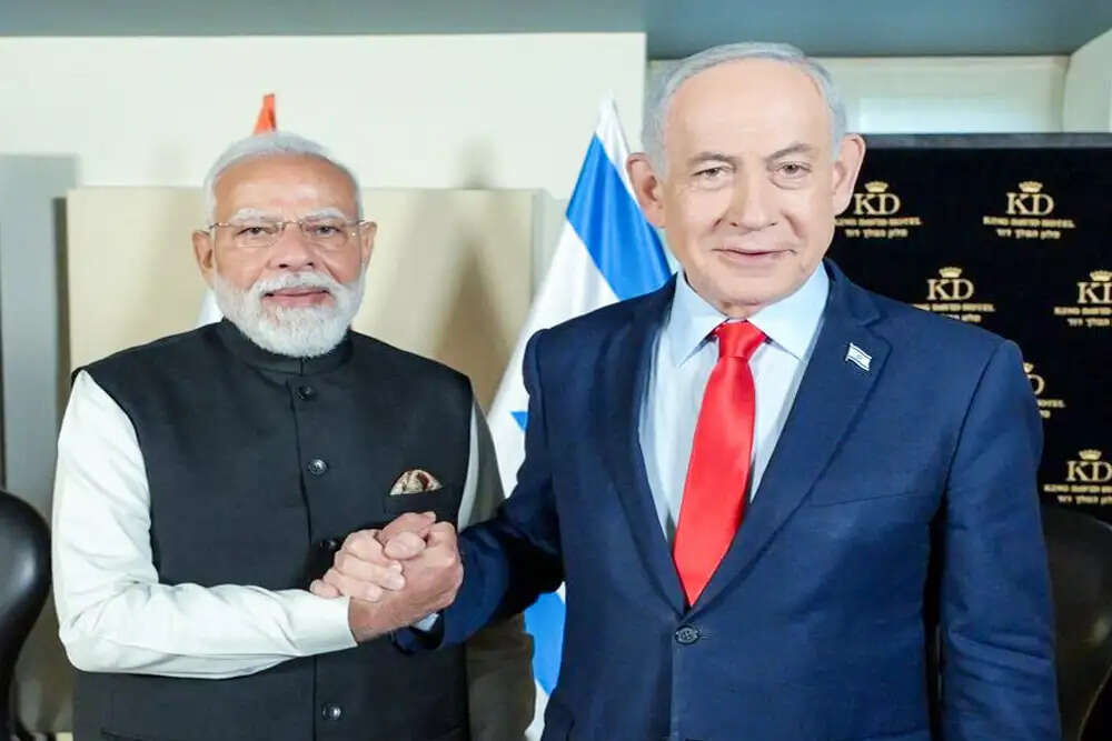 प्रधानमंत्री मोदी का इजरायल दौरा: नेतन्याहू ने किया भव्य स्वागत