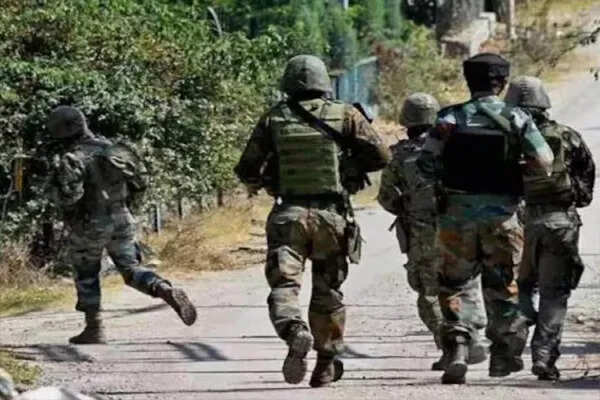 कठुआ में संदिग्ध आतंकियों की गतिविधियों से सुरक्षा बलों में हड़कंप
