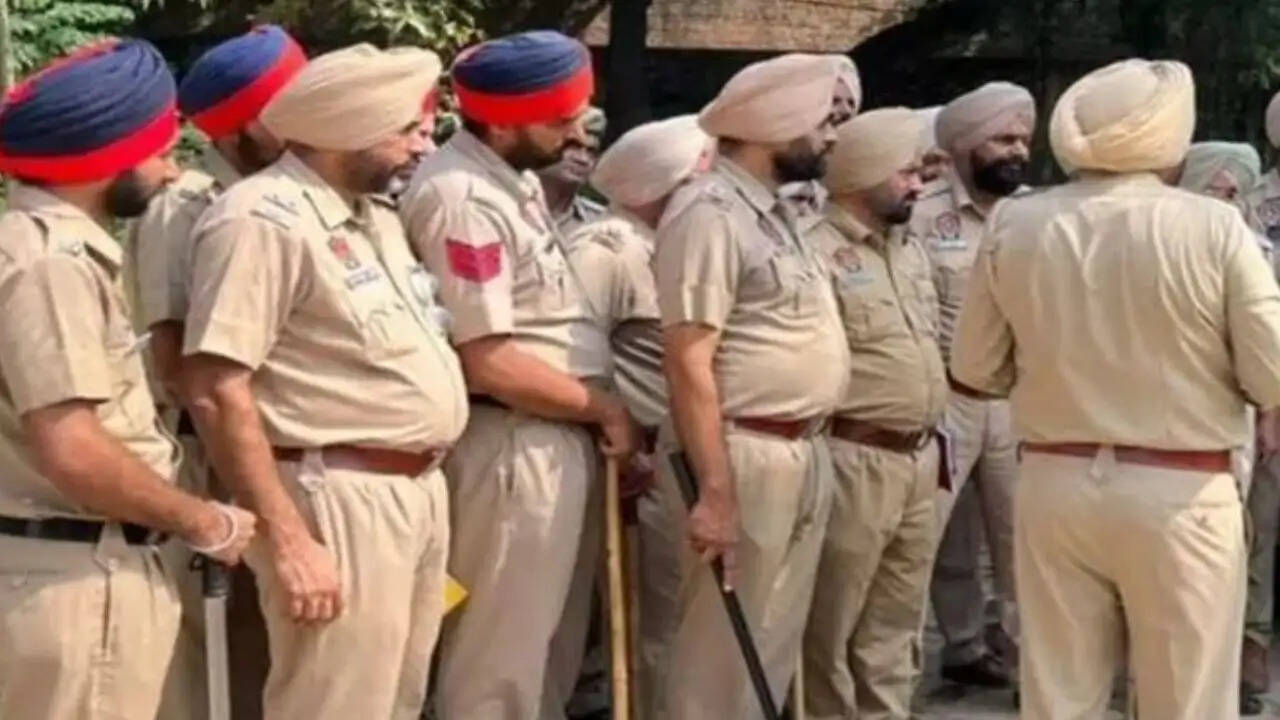 जालंधर पुलिस ने विदेशी हैंडलर्स के गैंग का किया पर्दाफाश