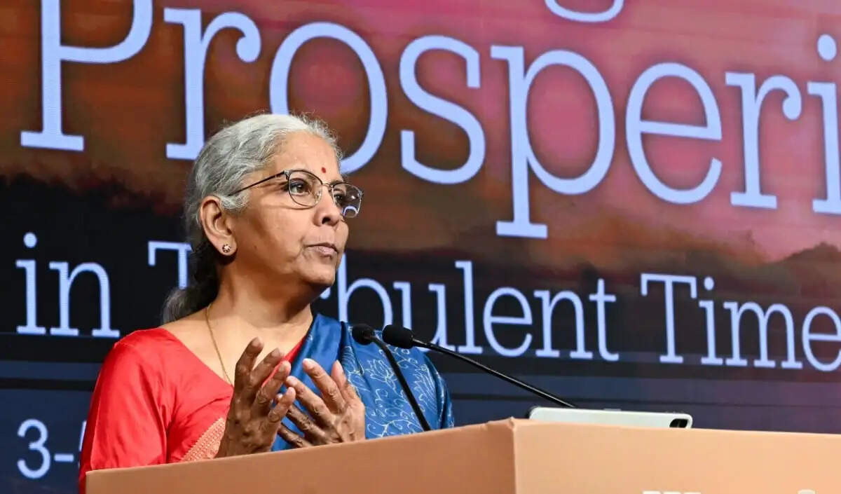 KEC International को मिले 1,303 करोड़ रुपये के नए ऑर्डर, विकास की नई संभावनाएं