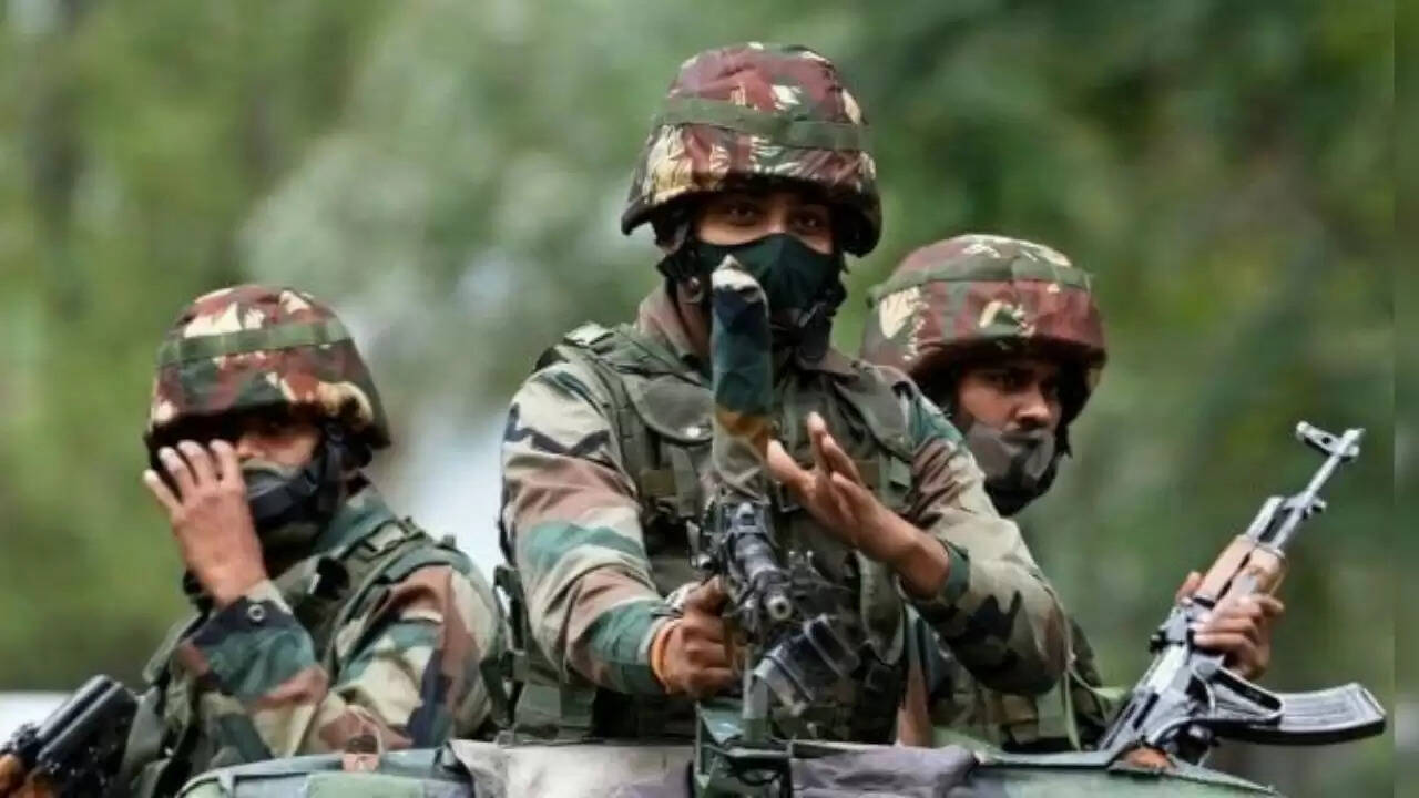 छत्तीसगढ़ में नक्सलियों के खिलाफ मुठभेड़: एक नक्सली ढेर, कई हथियार बरामद