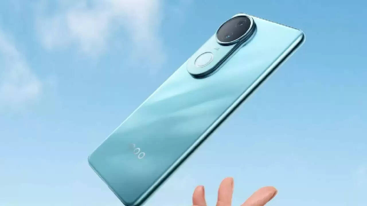 iQOO Z10R की बिक्री शुरू: जानें कीमत और स्पेसिफिकेशन