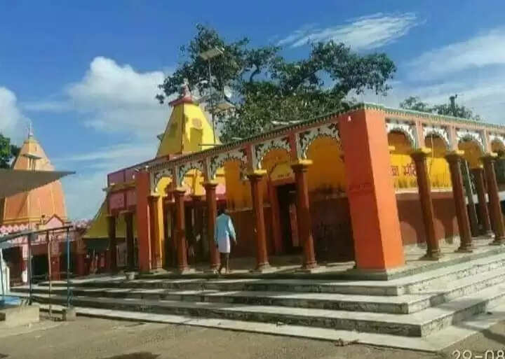शिव का अनूठा है झारखंड धाम, भक्त मनोवांछित फल के लिए देते है धरना