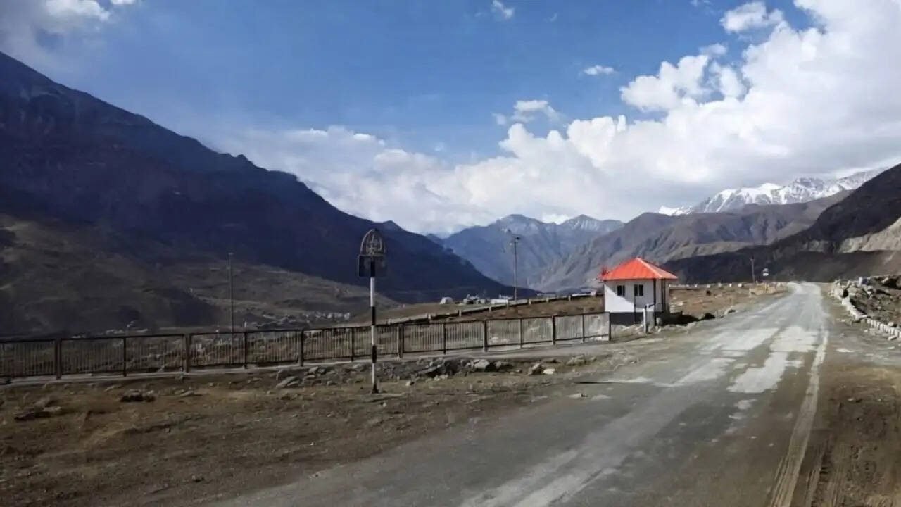 भारत और चीन ने लिपुलेख दर्रा व्यापार फिर से शुरू किया, नेपाल ने जताई आपत्ति