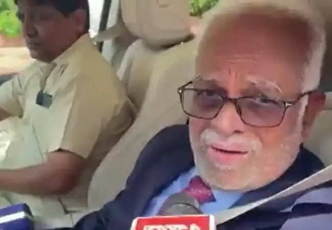 बी सुदर्शन रेड्डी ने उपराष्ट्रपति पद के लिए नामांकन दाखिल किया