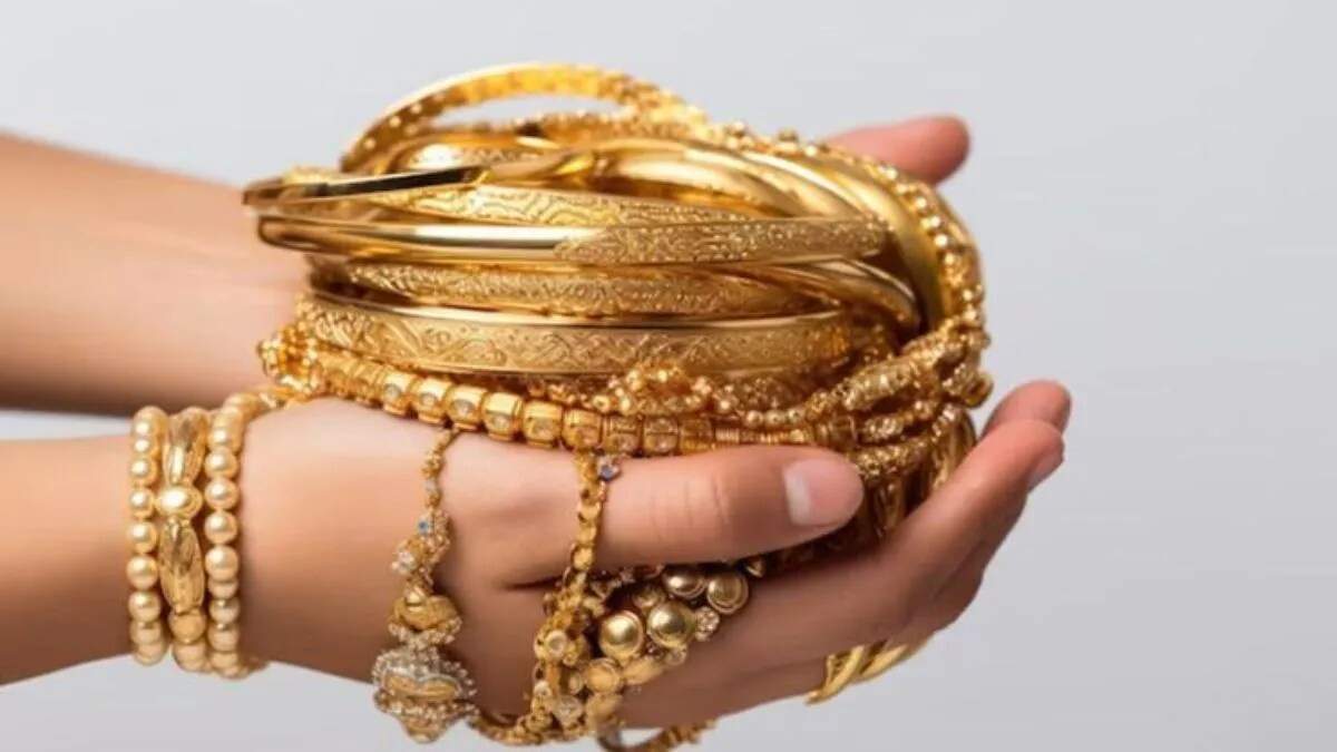 सोने और चांदी की कीमतों में गिरावट: 2 नवंबर का अपडेट