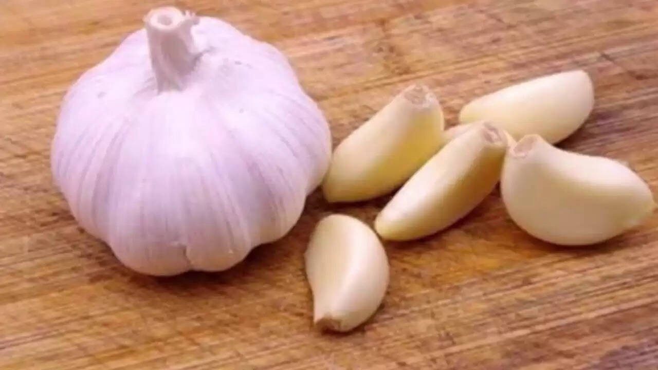 लहसुन के स्वास्थ्य लाभ: जानें भुने हुए लहसुन के फायदे