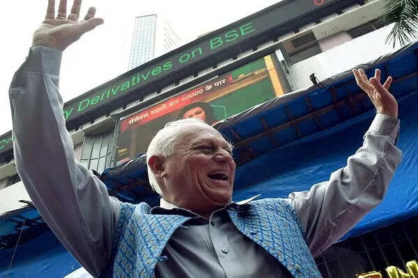 शेयर बाजार में निवेशकों को मिली बड़ी सफलता, दो कंपनियों ने कमाए 1.10 लाख करोड़