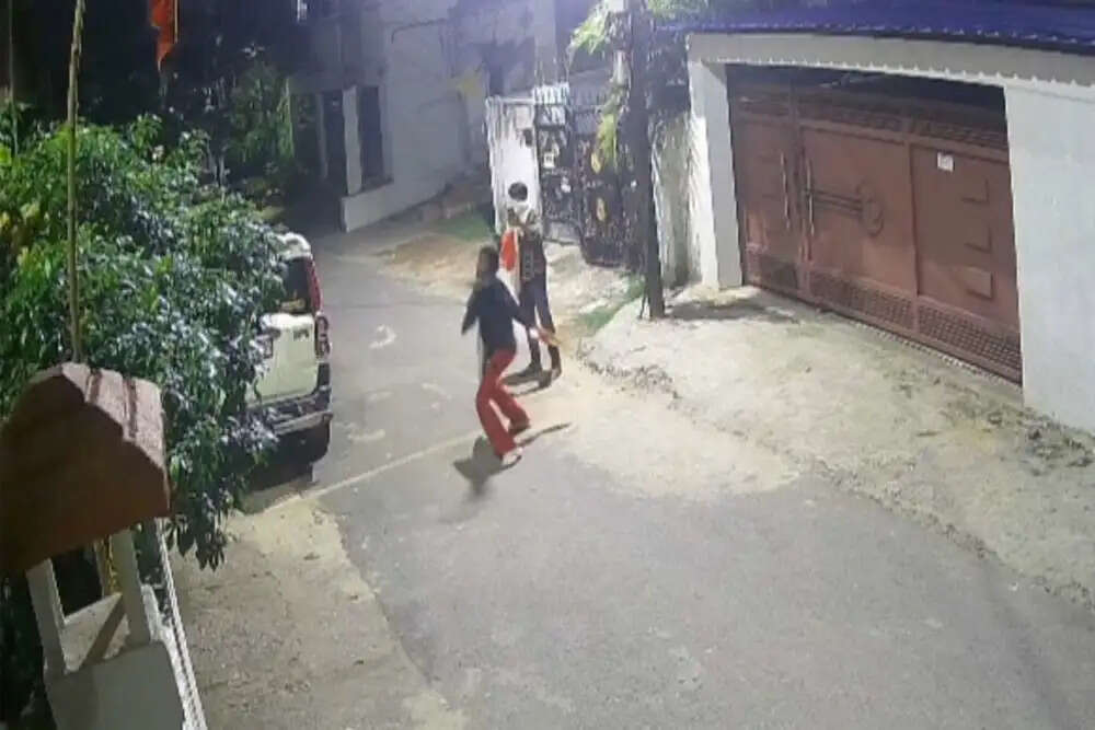 रांची में आरएसएस कार्यालय पर पेट्रोल बम से हमला, पुलिस जांच में जुटी