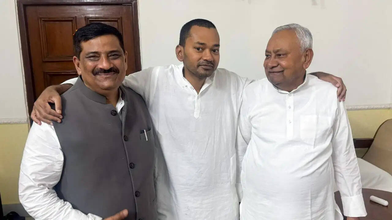 बिहार में राजनीतिक हलचल: निशांत कुमार की मंत्रिमंडल में शामिल होने की संभावना