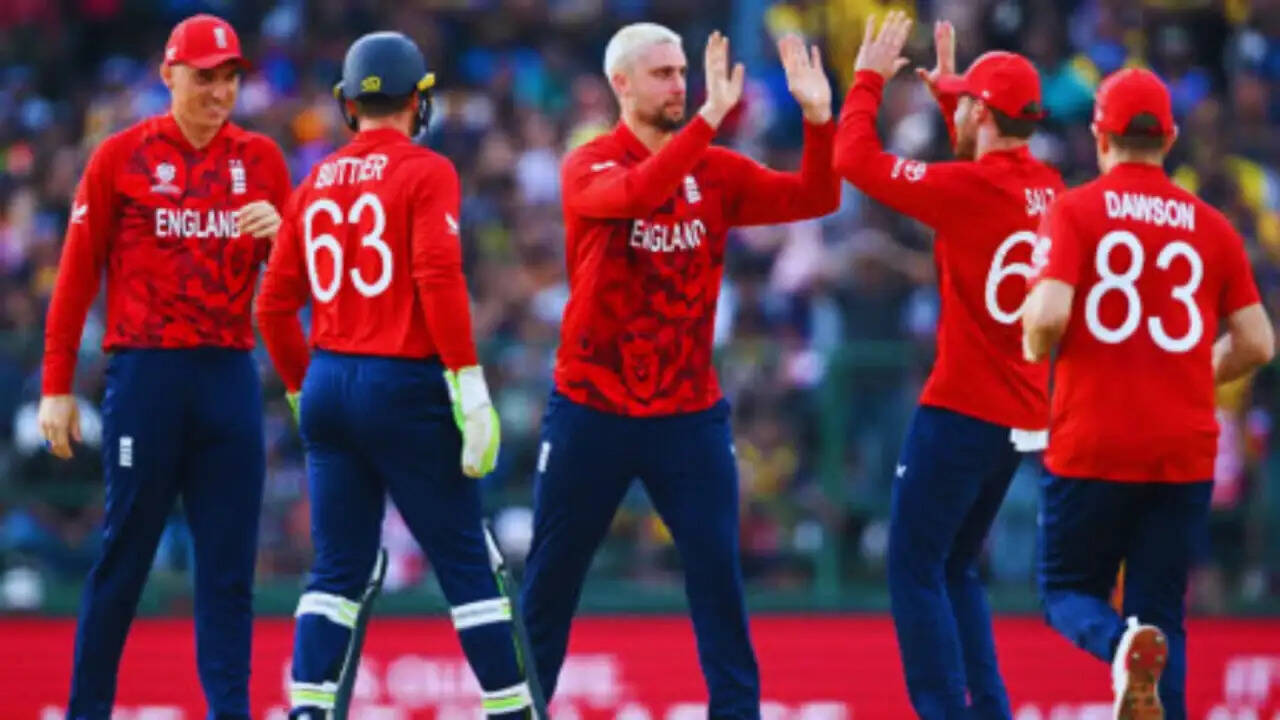 ICC T20 World Cup 2026: इंग्लैंड ने पाकिस्तान को हराकर सेमीफाइनल में बनाई जगह