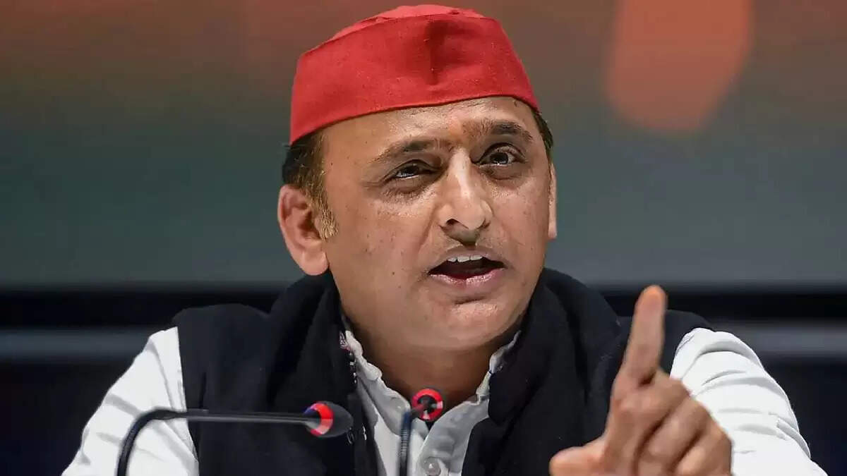 अखिलेश यादव की मस्जिद में उपस्थिति पर बयान, BJP पर साधा निशाना